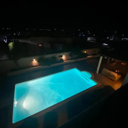 فيلة Sami Lanzarote